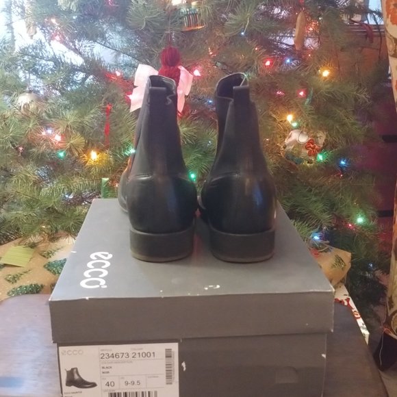 Ecco Saunter Mid Cut black boot size US 9-9.5 - Picture 4 of 7